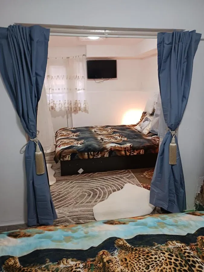 بوخارست Otto Nu Primesc Santieristi Si Petrecareti Anuntati Ma Cu Doua Ore Inainte Sa Fac Focul